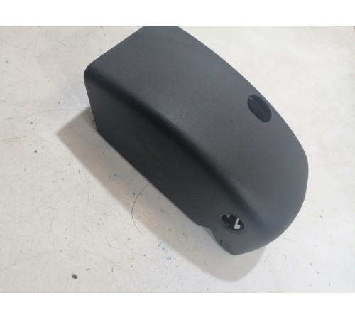 Кожух рулевой колонки нижний