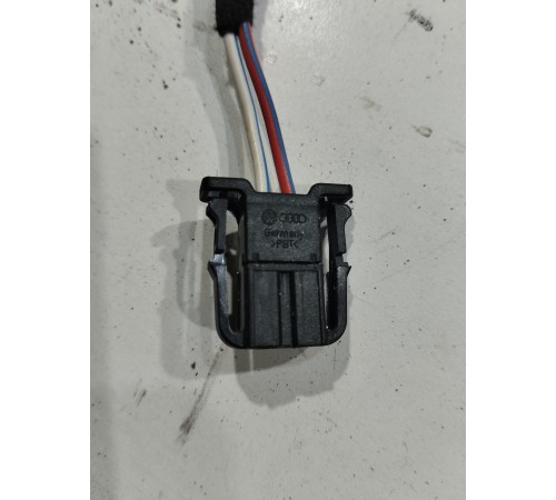 Электропроводка двери (передняя левая)