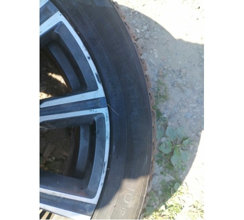 Колесо в сборе 275/45 R20