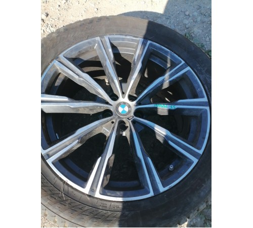 Колесо в сборе 275/45 R20