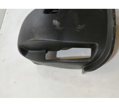 Кожух рулевой колонки нижний