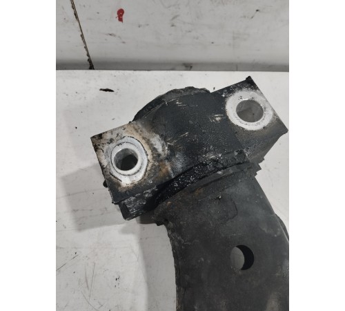 Рычаг подвески (передний левый)