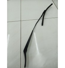 Поводок стеклоочистителя правый
