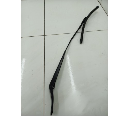 Поводок стеклоочистителя правый