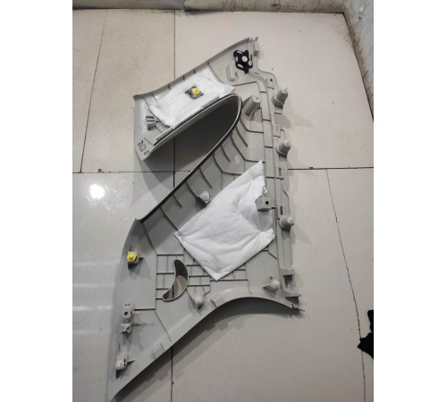 панель салона(задняя левая)