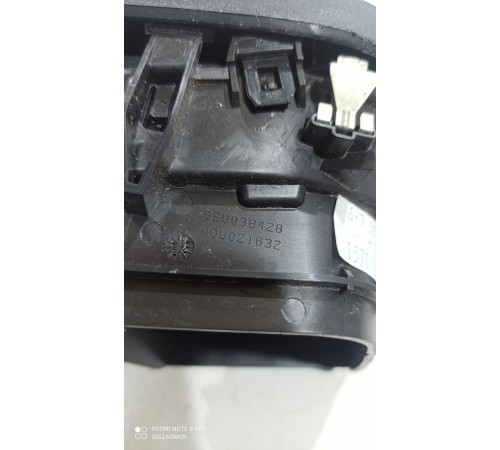 Воздушный дефлектор правый