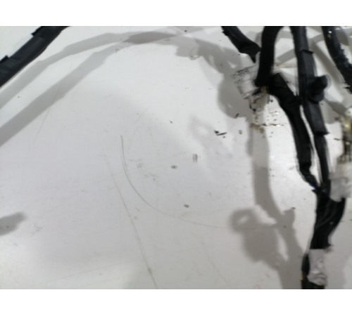 Электропроводка крышки багажника