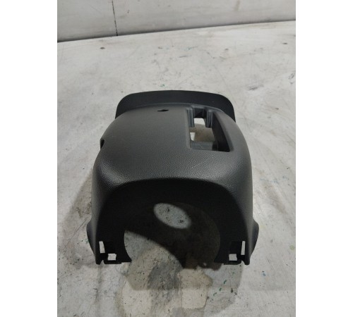 Кожух рулевой колонки нижний