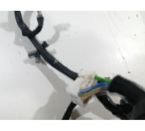 Электропроводка крышки багажника