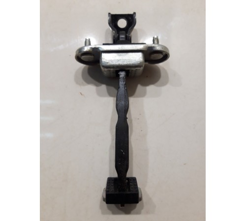 Ограничитель двери (задний, правый)