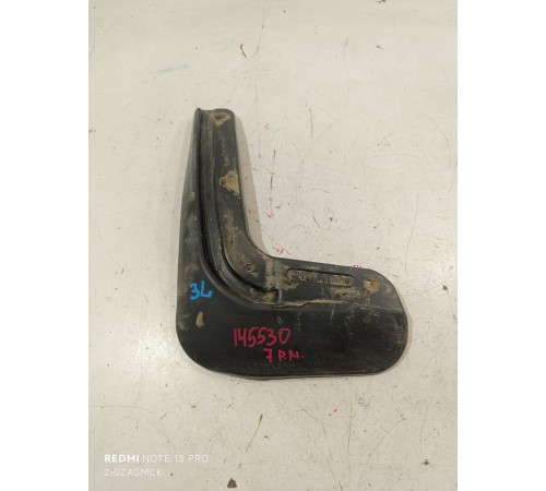 Брызговик задний левый