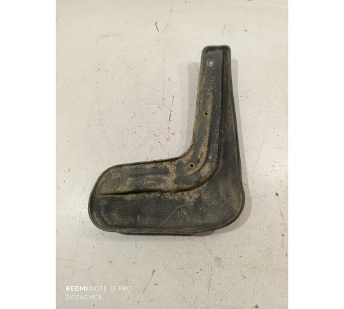 Брызговик задний левый