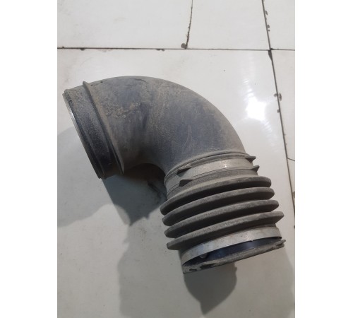 Патрубок воздушного фильтра