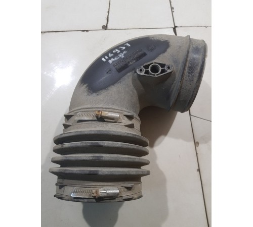 Патрубок воздушного фильтра