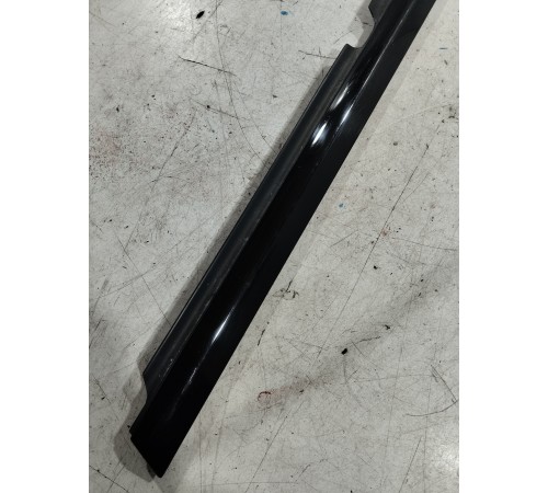 Молдинг двери (задний, правый)
