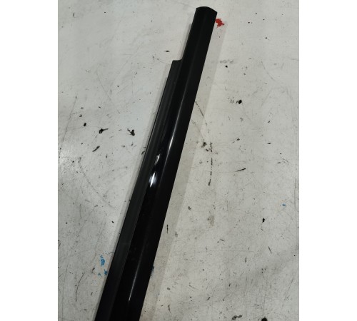 Молдинг двери (задний, правый)