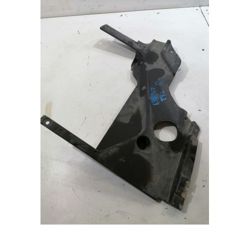 Накладка передней панели кожух замка капота правый