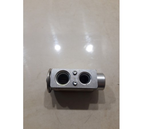 Клапан радиатора испарителя