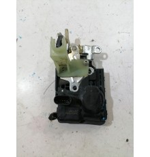 Замок двери передний правый