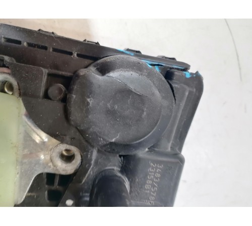 Замок двери передний правый