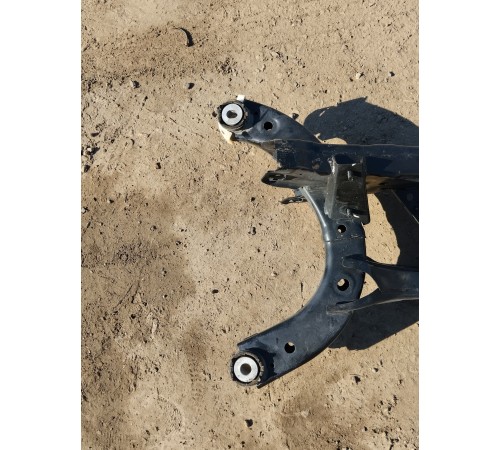 Балка (подрамник) задняя