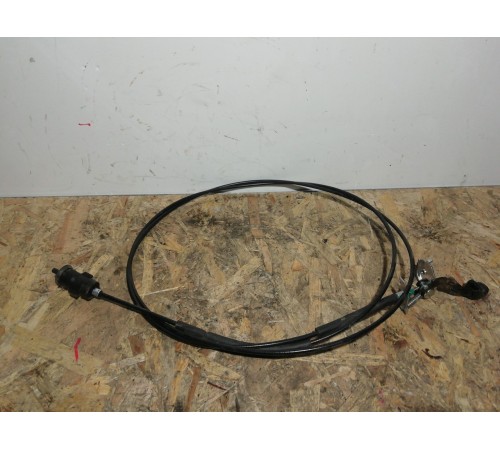 Трос лючка бензобака