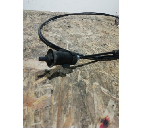 Трос лючка бензобака