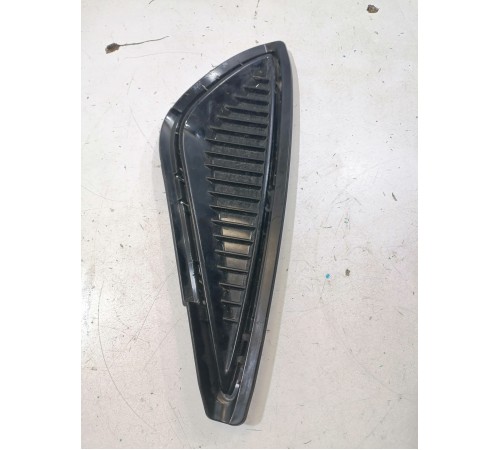 Накладка бампера задняя правая