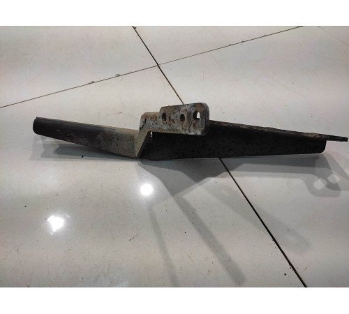 Кронштейн ступеньки(передний,правый)