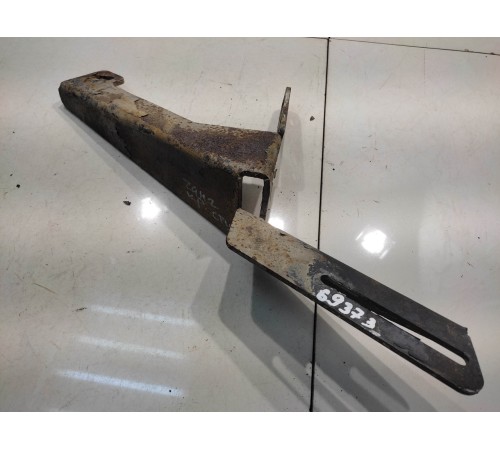 Кронштейн ступеньки(передний,правый)