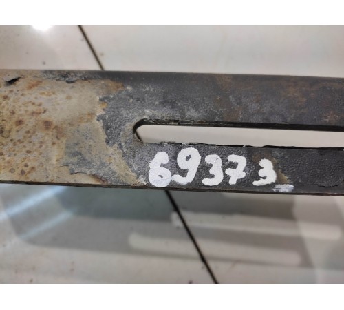 Кронштейн ступеньки(передний,правый)