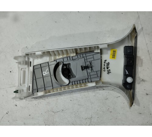 Обшивка центральной стойки(правая верхняя)