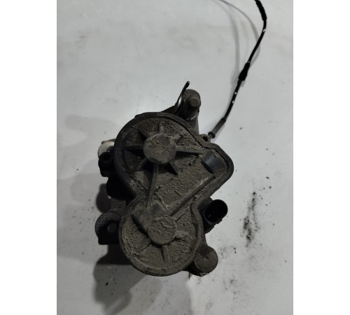 Суппорт(задний правый)