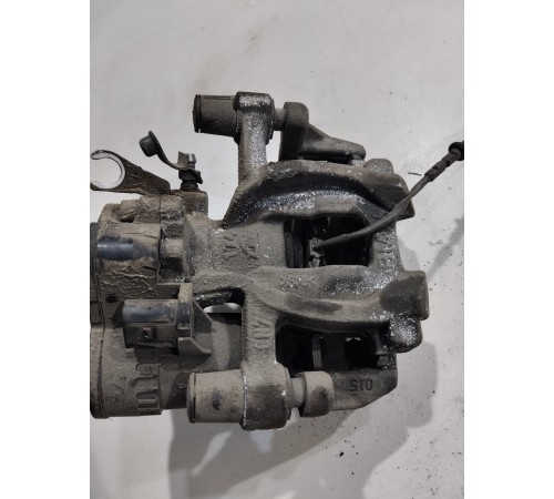 Суппорт(задний правый)