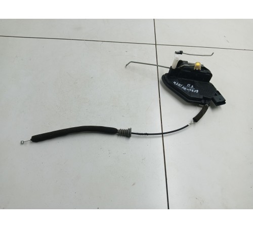 Замок двери передний левый