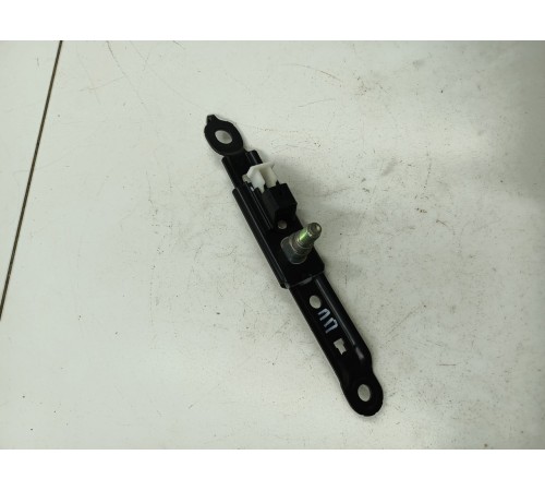 Механизм регулировки ремня безопасности