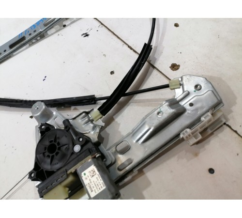 Стеклоподьемник передний левый