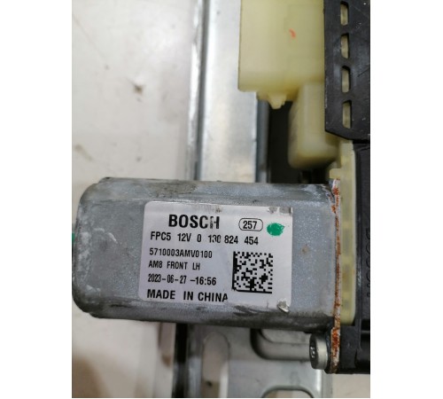 Стеклоподьемник передний левый