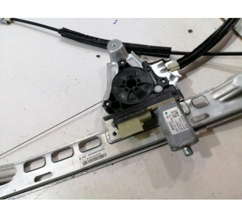 Стеклоподьемник передний левый