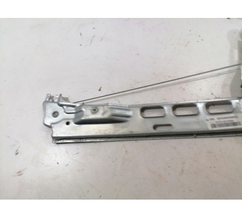 Стеклоподьемник передний левый