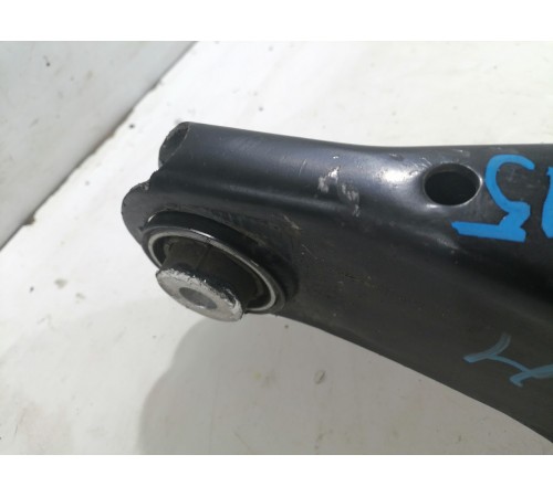 Рычаг задний нижний правый 