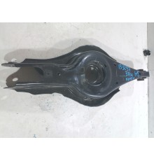 Рычаг задний нижний правый 