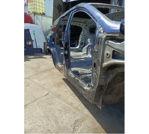 Порог со стойкой правый