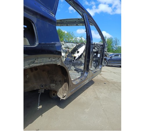 Порог со стойкой правый