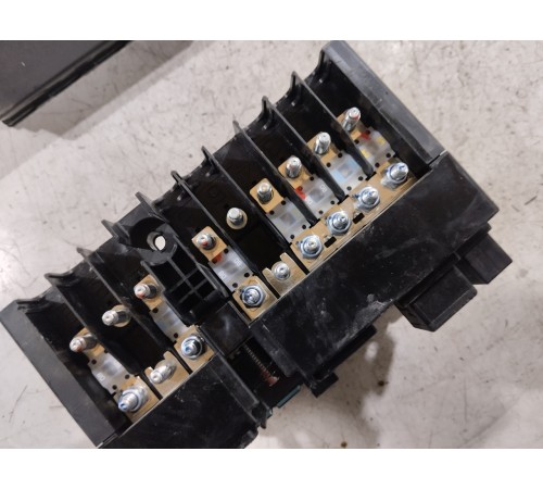 Блок предохранителей