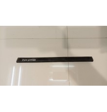 Уплотнитель капота