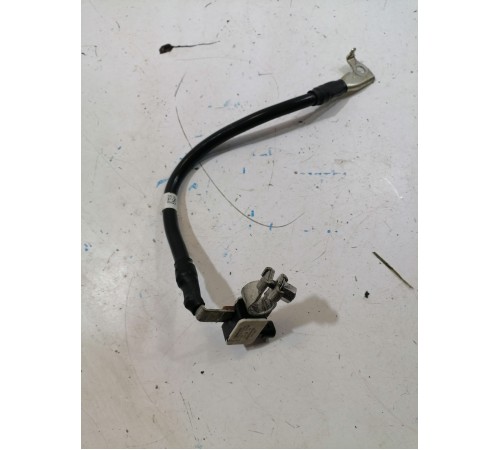 Клемма аккумулятора минусовая