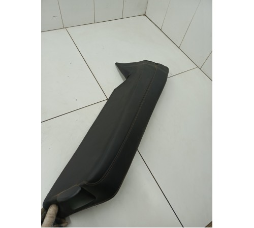 Боковина заднего ряда сиденья правая