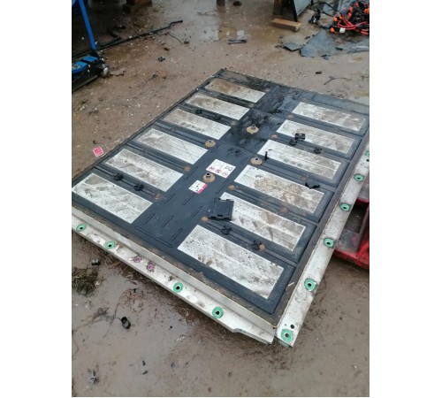 Высоковольтная тяговая батарея