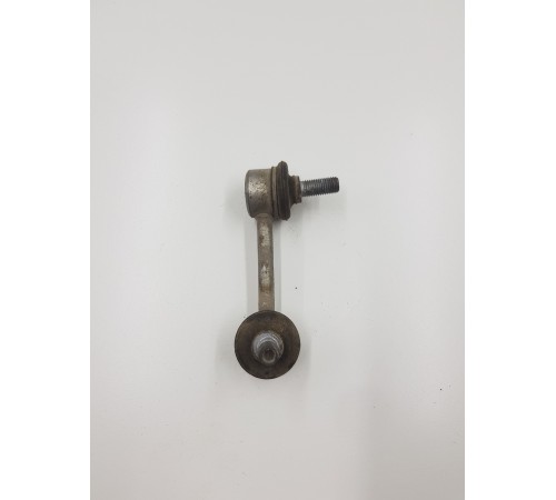 Стойка стабилизатора задняя